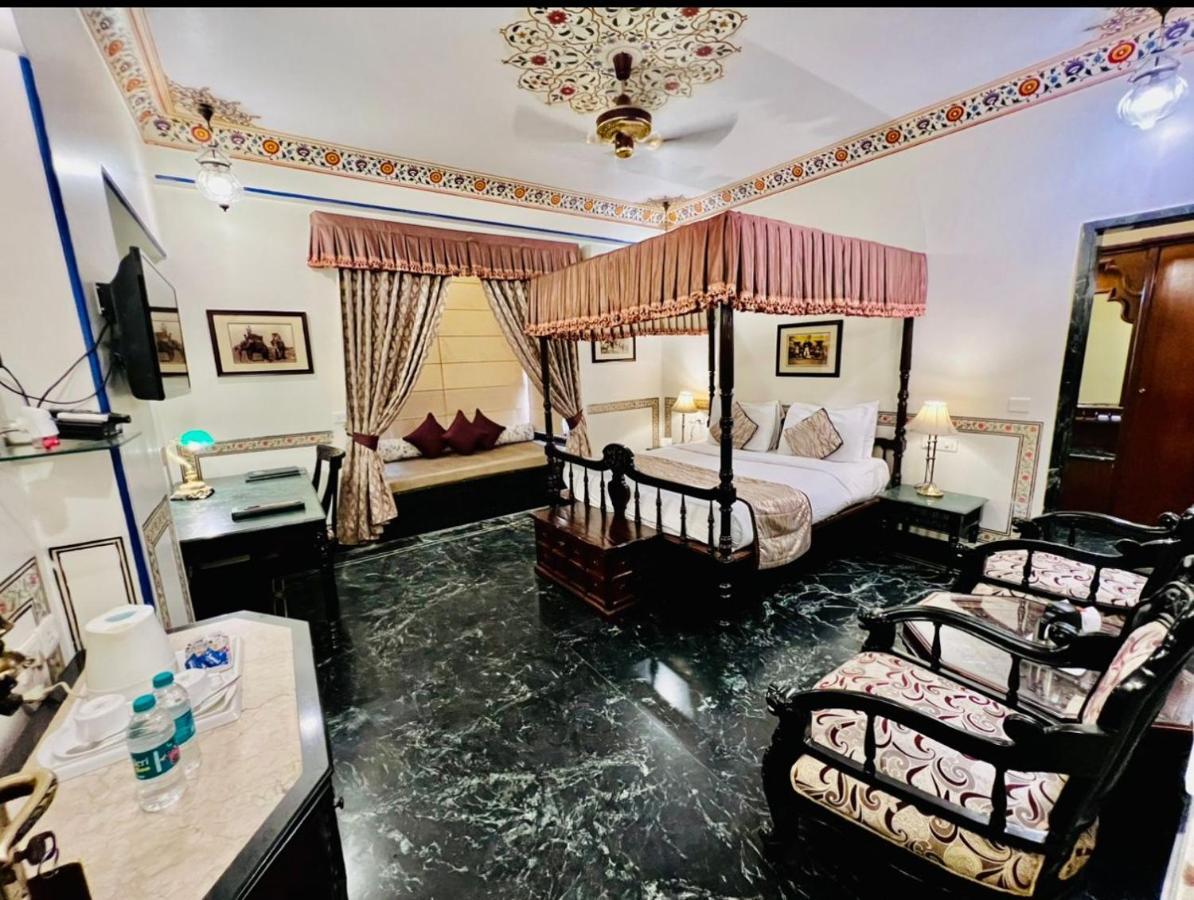 होटल Umaid Mahal - A Heritage Style Boutique