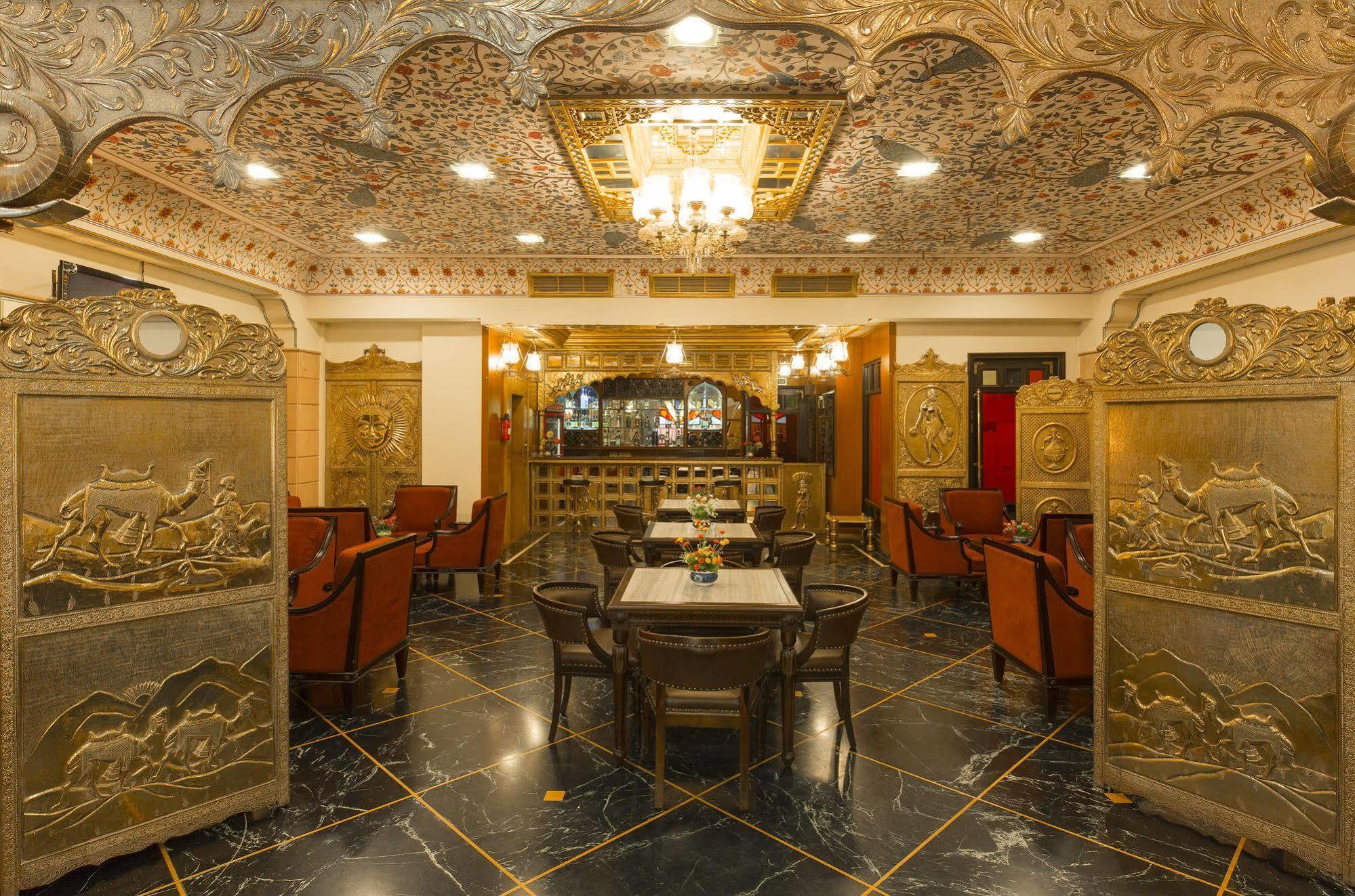 Umaid Mahal - A Heritage Style Boutique होटल